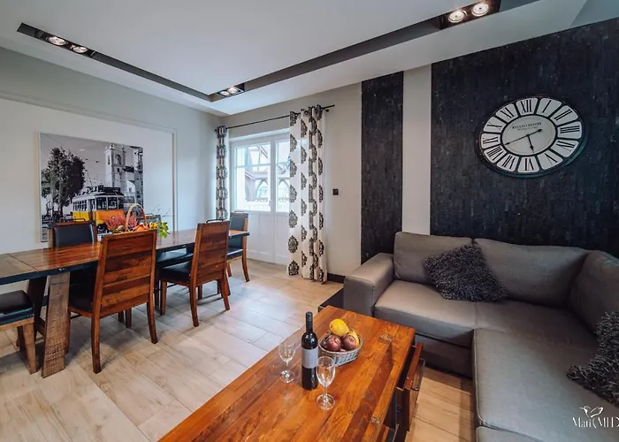 Dolina Wikingow Urnes 08 *